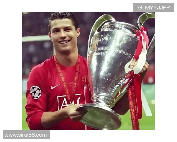 回顾去年世界杯足球明星的精彩表现与传奇瞬间