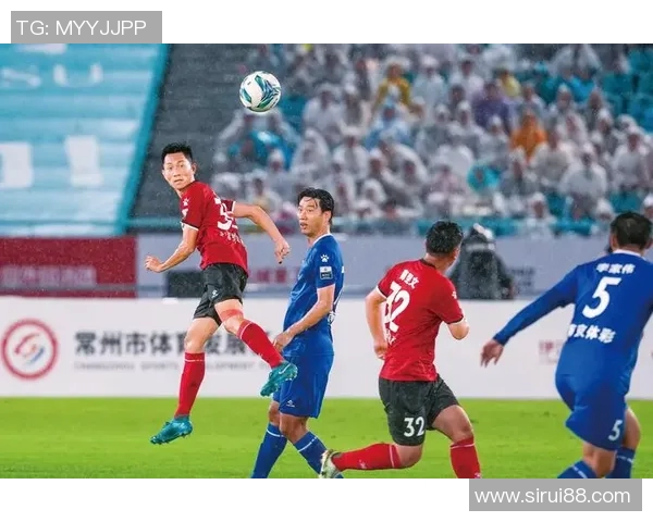 中国足球教练辞职引发热议球迷对未来发展充满期待与担忧